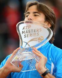 Robredo conquista su primer Masters Series en Hamburgo