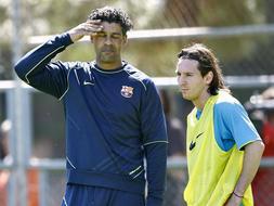 Rijkaard, con un pie fuera del Bara