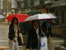 Chubascos fuertes y tormentas locales en el Mediterrneo, sobre todo en la Comunidad Valenciana