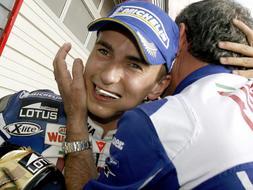 Lorenzo suma su cuarta 'pole' en MotoGP