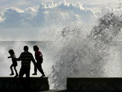 Lluvias en casi todo el pas con temperaturas en ligero descenso