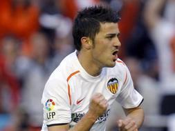 El Manchester United y el Chelsea se unen a la puja por David Villa