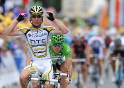 Cavendish mantiene su dominio en el sprint