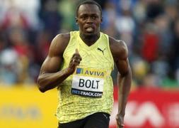 Bolt gana pero lejos de su rcord del mundo