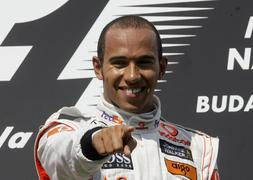 Hamilton, entusiasmado con la vuelta de Schumacher