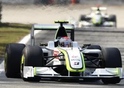 Barrichello se impone seguido de Button, Alonso quinto