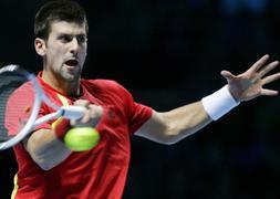  Djokovic modifica el guin y mina el tesn de Davydenko en el Masters