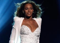 Beyonc arrasa con diez candidaturas a los Grammy