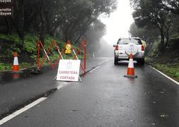 La lluvia y el viento mantienen en alerta a veinte provincias