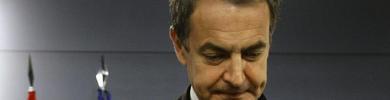 Zapatero pide comparecer sobre la crisis despus de que el PP lograra apoyos suficientes para forzar sus explicaciones