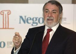 Mayor Oreja se reafirma en su convencimiento de que hay una negociacin con ETA