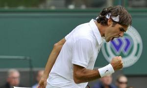 Federer sufre para derrotar a Falla