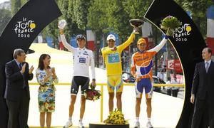 Contador sella su tercer Tour y Cavendish arrolla al sprint