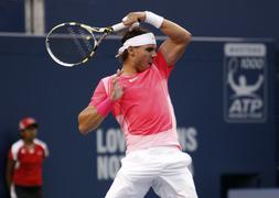 Nadal pasa a tercera ronda tras sufrir frente a  Wawrinka