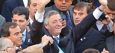 Muere de un infarto el ex presidente argentino Nstor Kirchner