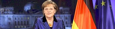 Merkel aboga por fortalecer el euro en 2011