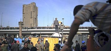 La plaza Tahrir es escenario de otro choque a pedradas