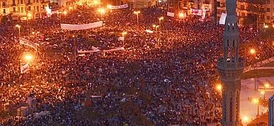 Los manifestantes mantienen su pulso con un Mubarak que sigue enrocado