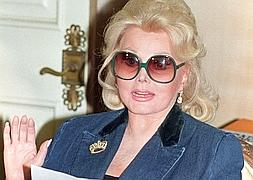 Zsa Zsa Gabor, en coma tras ser intervenida de urgencia