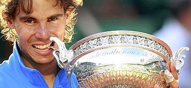 Nadal agiganta su leyenda