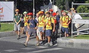 Miles de jvenes toman las calles de Madrid