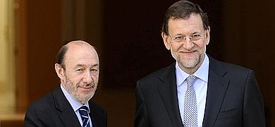 Rubalcaba expresa a Rajoy su rechazo frontal a la reforma