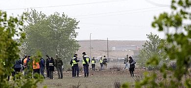 Dos militares fallecen al estrellarse un caza en Madrid