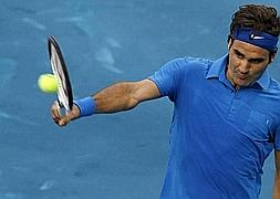 Federer s se adapta al azul