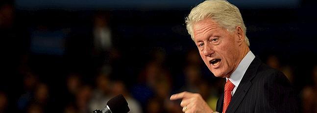 Bill Clinton toma las riendas como 'suplente' de Obama