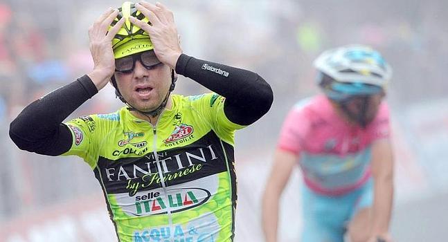 Santambrogio aprovecha el ataque de Nibali para cazar una etapa