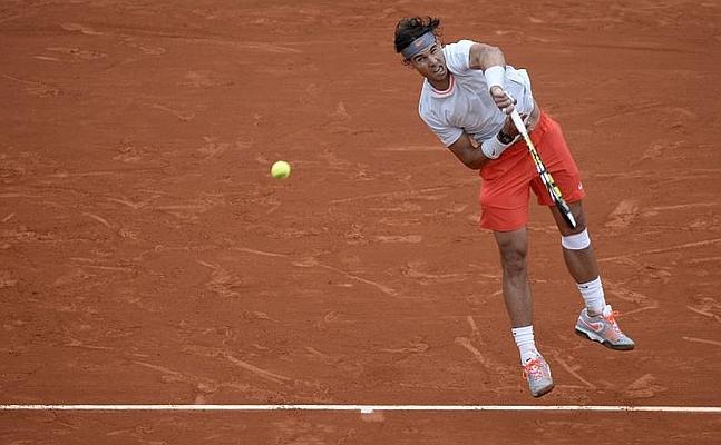 Nadal vuelve a sufrir para ganar