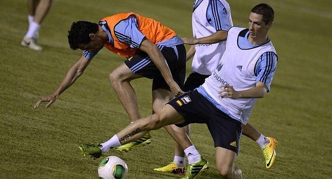 Del Bosque prueba con Silva y Torres