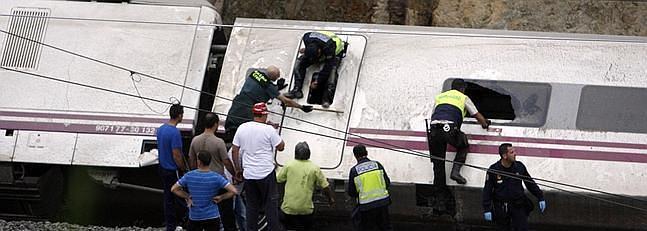 El mundo del deporte se solidariza con la tragedia ferroviaria en Santiago