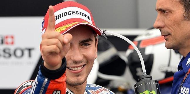 Lorenzo: Ha sido una carrera catica y un poco loca