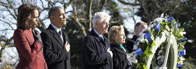 Obama y Clinton rinden tributo a JFK