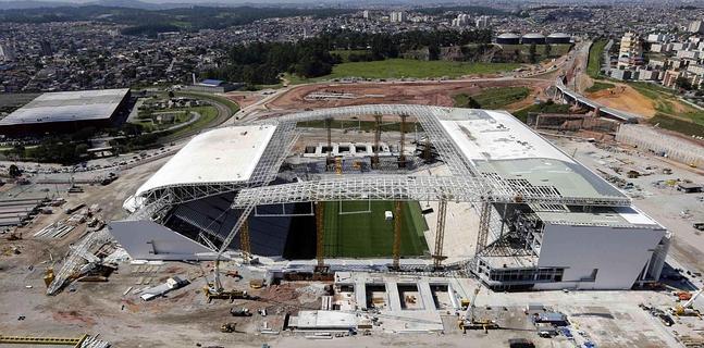 A seis meses del Mundial, un Brasil entre obras y mucha incertidumbre