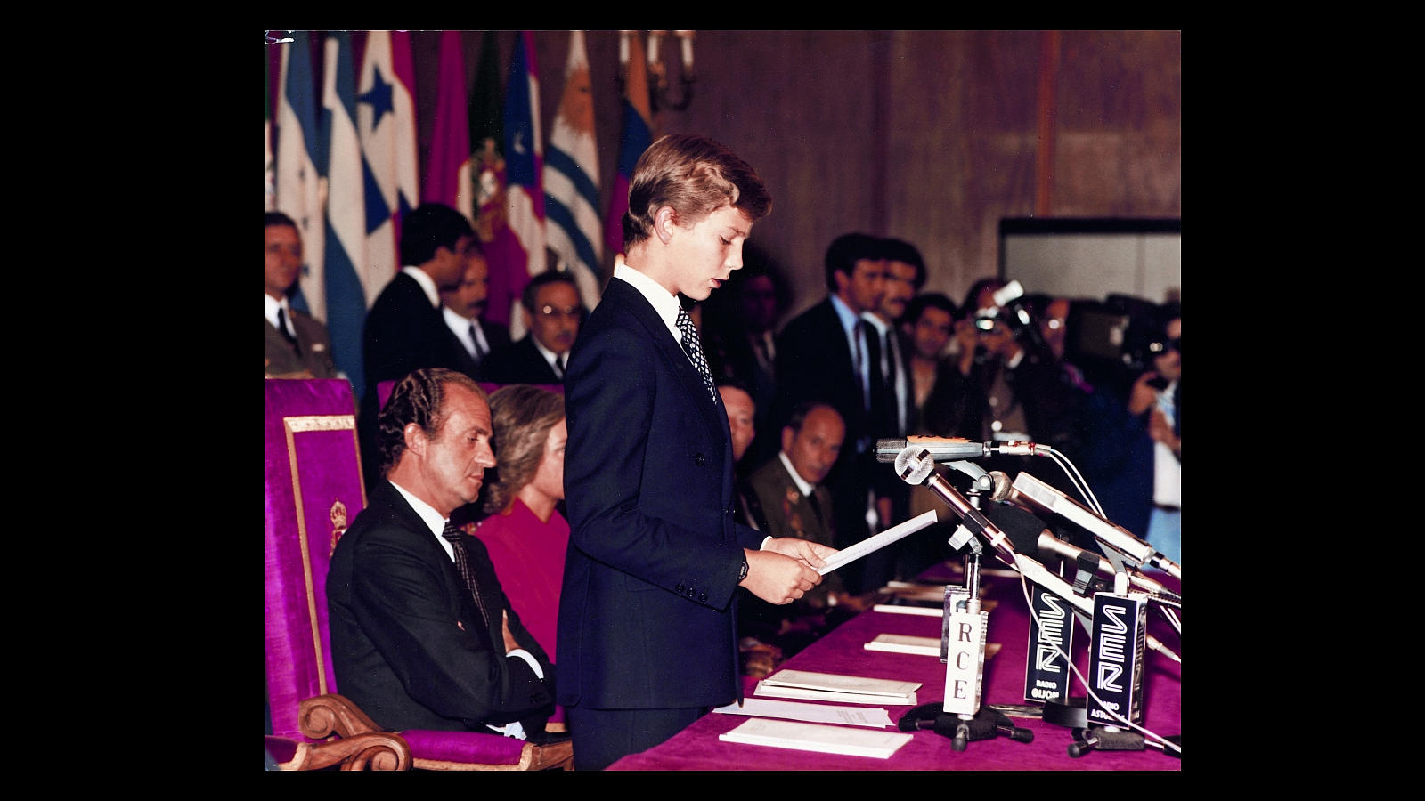 Discurso del Príncipe Felipe, en 1982, con motivo de la segunda edición de los Premios Príncipe de Asturias, cuando tenía solo 14 años. Un año antes, había pronunciado su primer discurso oficial precisamente en Oviedo