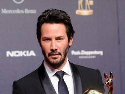 Keanu Reeves cree que el mundo necesita una aliengena