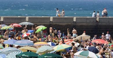 Lleno 'dominguero' en el primer da del verano