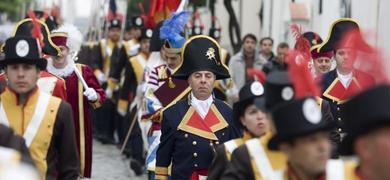 Cientos de voluntarios se vuelcan en la recreacin del Cdiz de La Pepa 