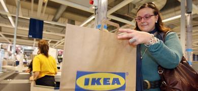 Ikea atiende a sus primeros clientes