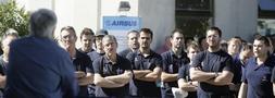 Trabajadores de Airbus exigen que se aclare el futuro de la planta de El Puerto