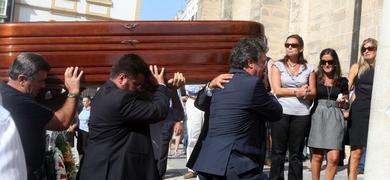 Funeral del matrimonio El puerto