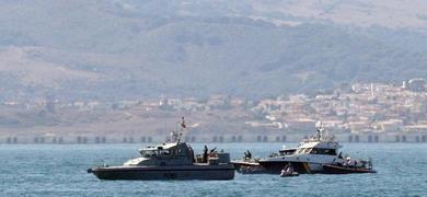 La Polica de Gibraltar intercepta en aguas espaolas una patrullera de la Guardia Civil