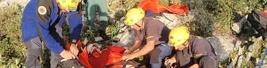 Rescatan a una jerezana de 61 aos tras sufrir un accidente en la Sierra de Libar 