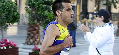 Carlos Cepero se impone en la Media Maratn Baha de Cdiz