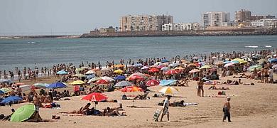 Cdiz inaugura oficialmente la temporada de playa