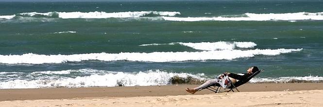 Prohibido el bao en las playas por la presencia de medusas txicas