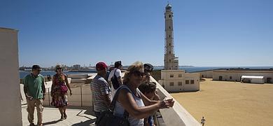 faro del castillo de San Sebastin